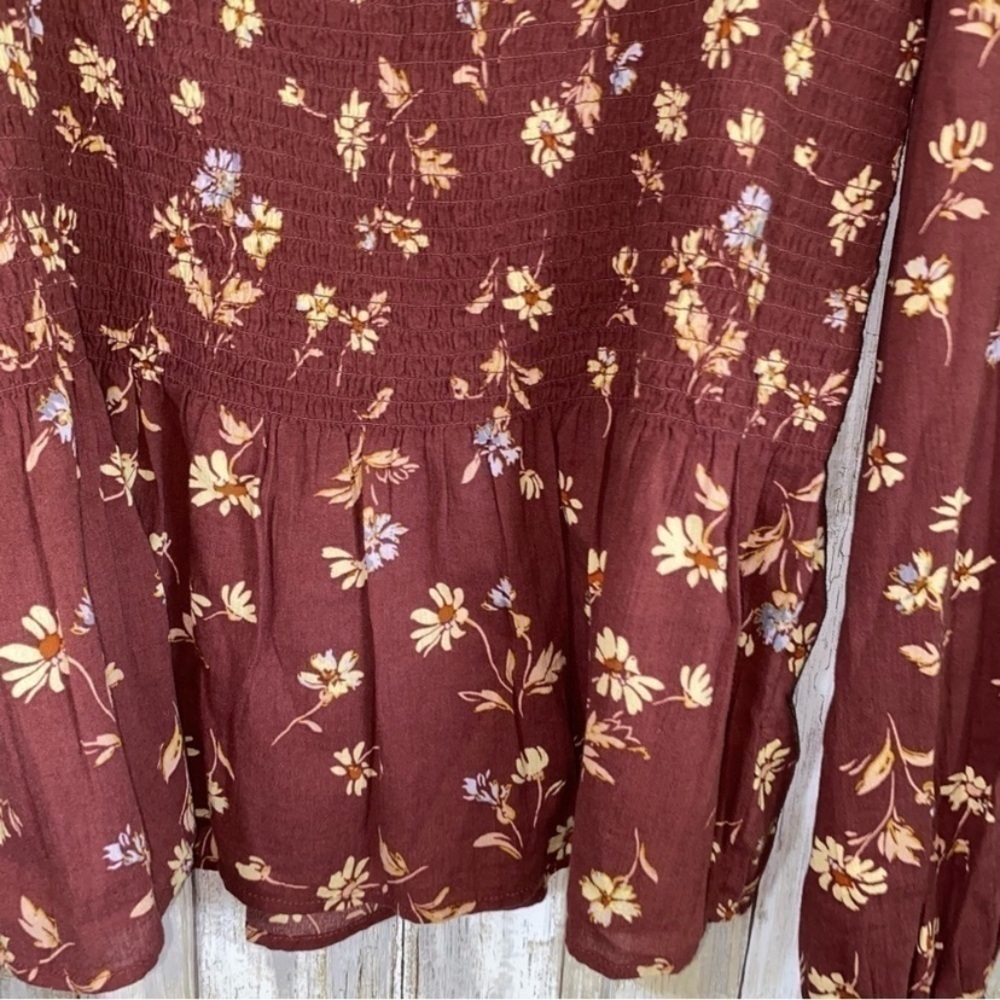 NWT Madewell Lucie Maroon Floral Smocked Square Neck Blouse - Picture 3 of 4